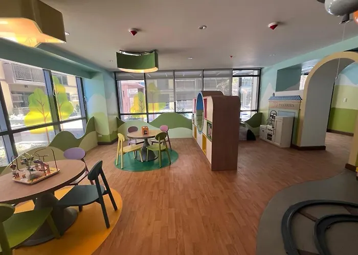 Gentry Manor Fast Wifi,balcony Near Okada,moa&naia 8q Manila